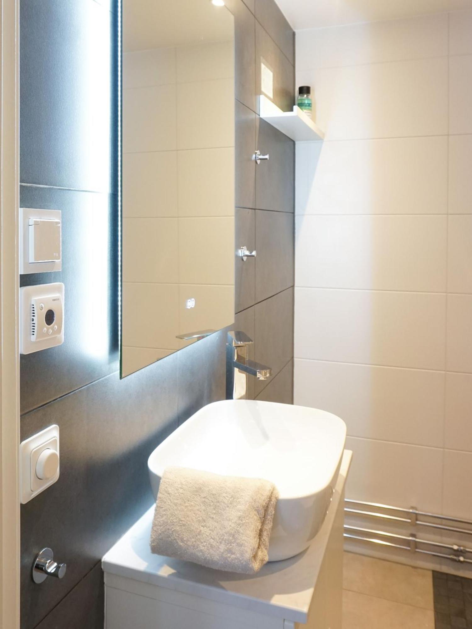 La Petite Boheme With Free Parking Apartment สต็อกโฮล์ม ภายนอก รูปภาพ